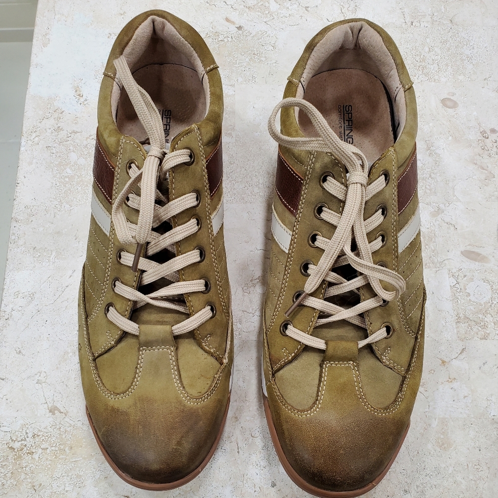 Spring Step Phenominal sneakers men's sz 10.5 olive green brown with distressed